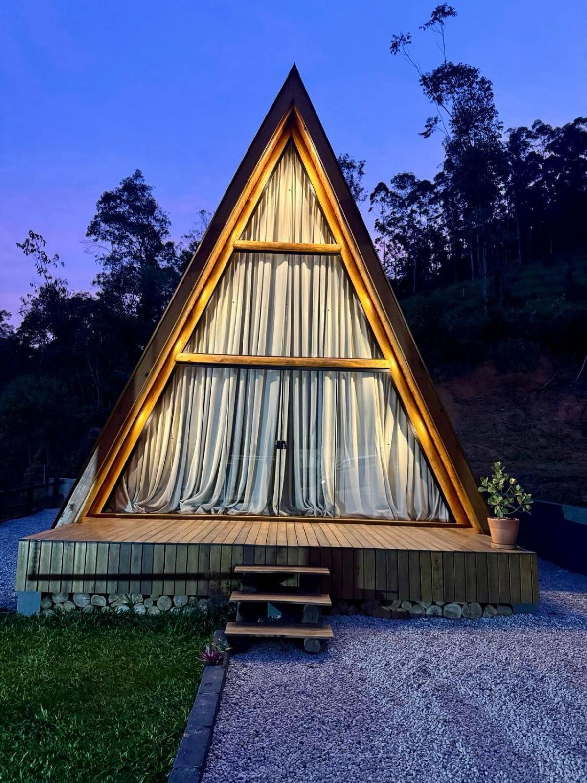Chale Amanhecer Serra Do Rio Do Rastro Lauro Muller Extérieur photo